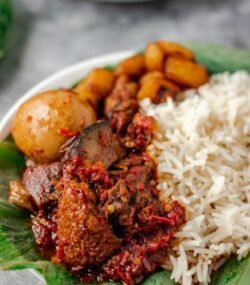 Ofada rice in the leaf + any type of stew - Image 7